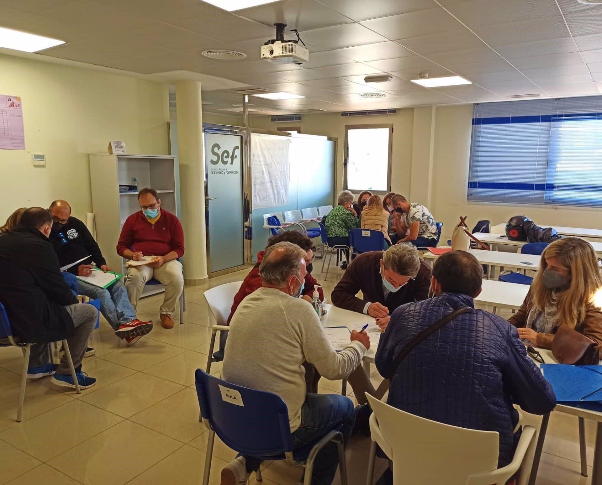 Participantes de uno de los grupos de '100x100 Activación'