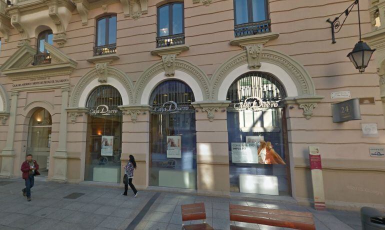 Sede de la oficina de Caja Duero en la Calle Mayor