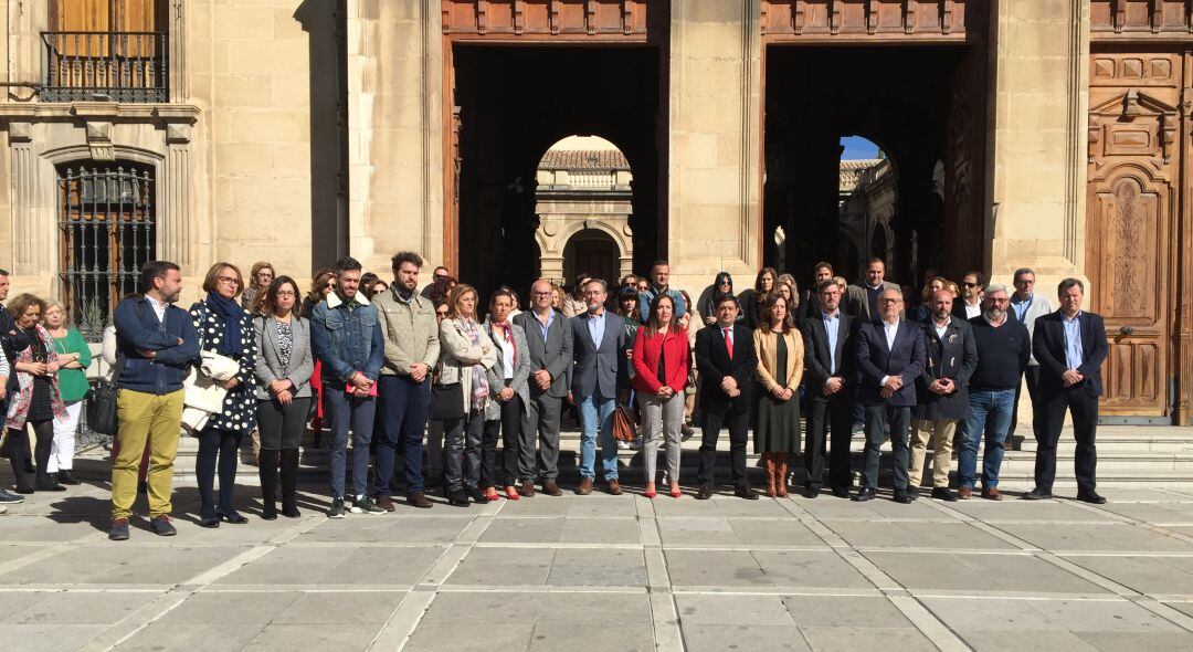 Concentración a las puertas de la Diputación de Jaén