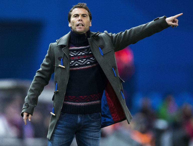 Joan Francesc Ferrer alias Rubi of Levante UD gives instructions during the La Liga match between Club Atletico de Madrid and Levante UD at Vicente Calderon Stadium on January 2, 2016 in Madrid, Spain.  (Photo by Gonzalo Arroyo Moreno-Getty Images)