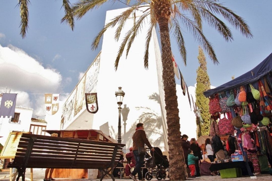 Mercado de Navidad de Calp. Imagen de archivo