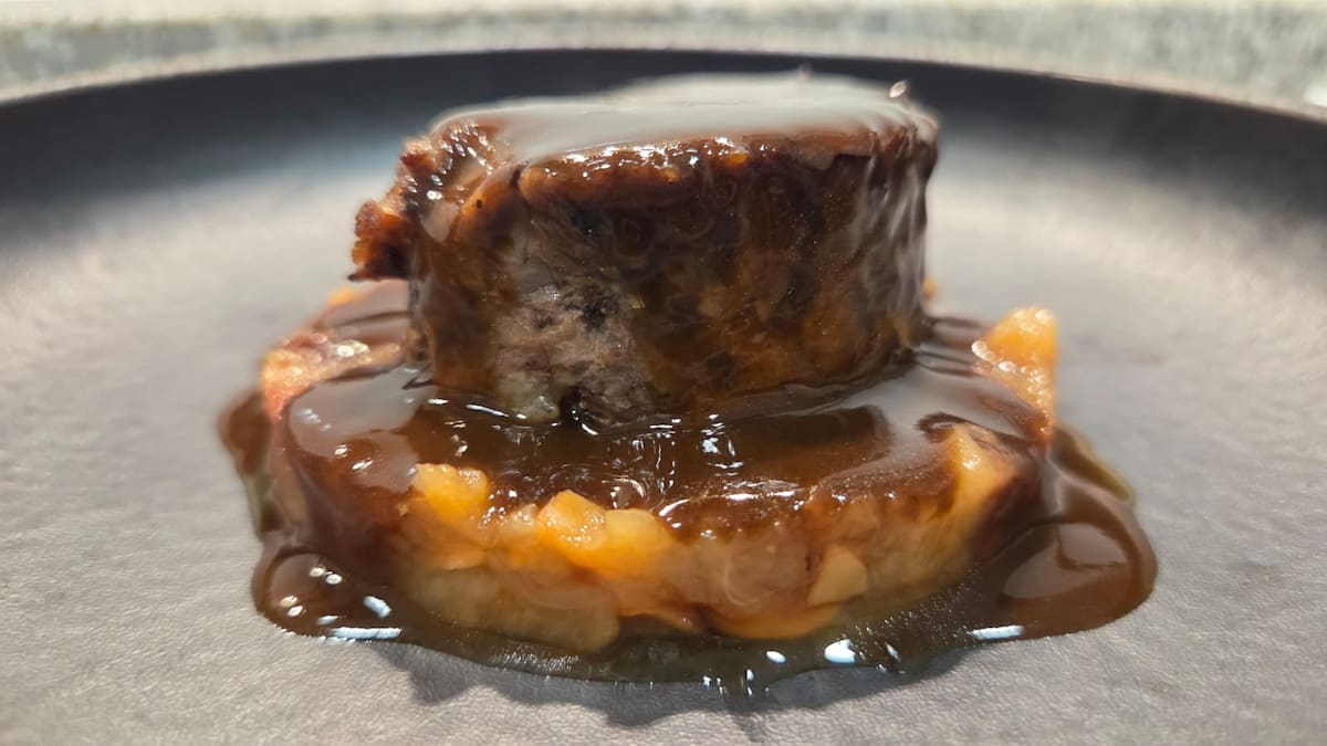 Cua de vedella amb reducció de xocolate (per Santi Hernández)