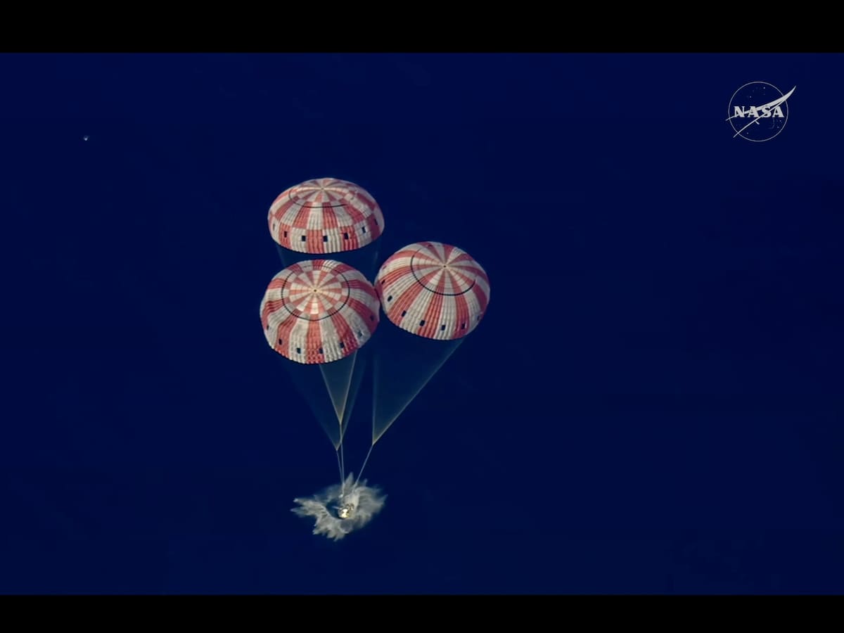 Vídeo | El momento para la historia: así ha sido el amerizaje de la nave Orión tras 10 días de misión a la Luna