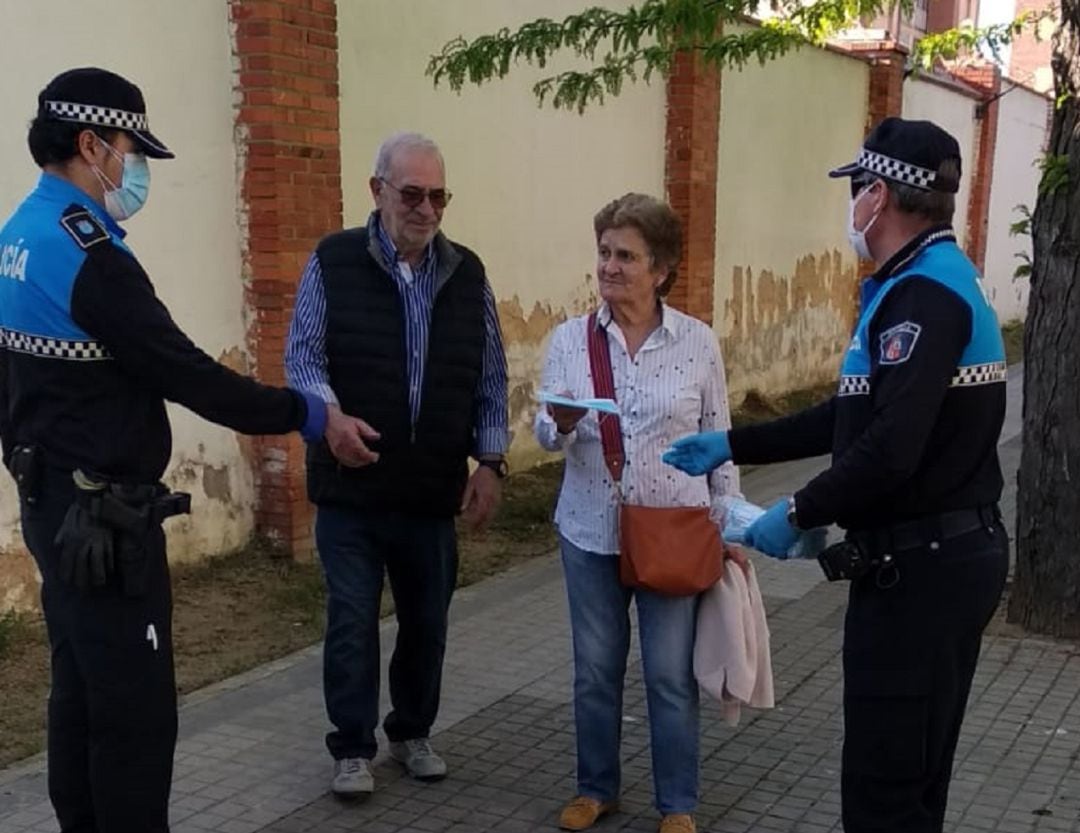 El ayuntamiento recuerda que las normas que rigen las salidas a pasear y a hacer deporte en la capital y en los barrios incorporados