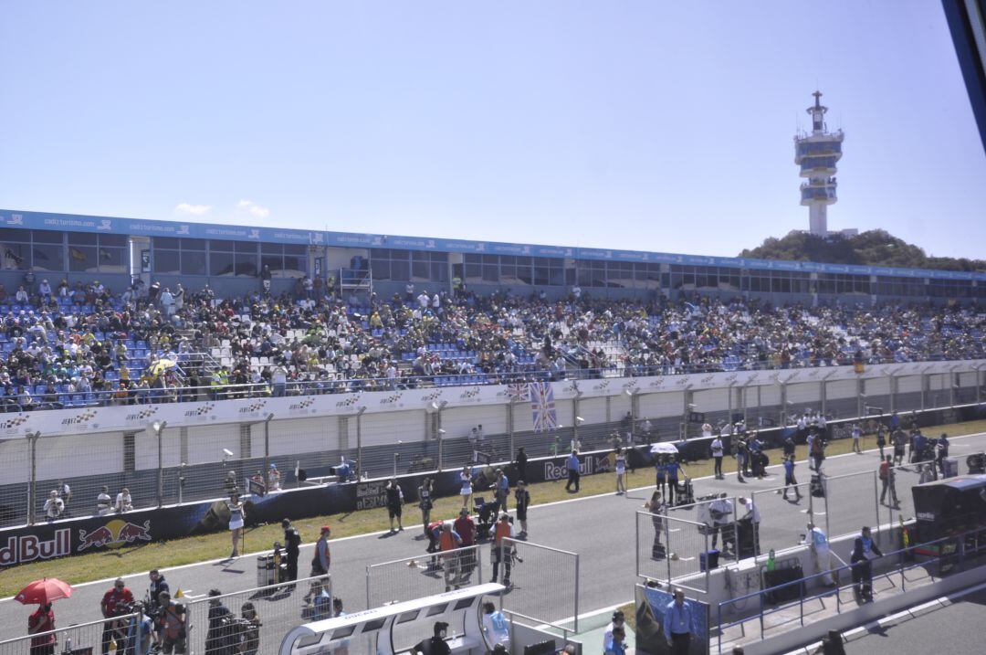 Público en las gradas del Circuito de Jerez