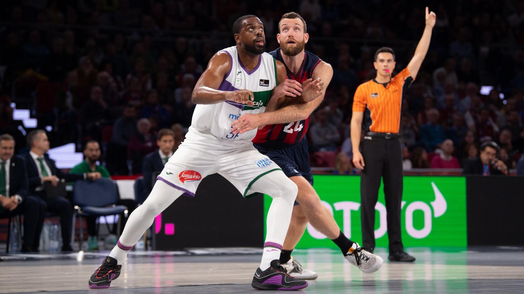 Will Thomas, en el partido de la primera vuelta