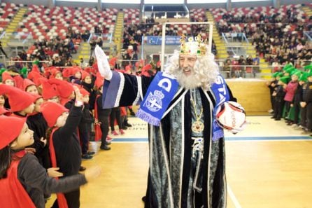 Los reyes en el Palacio de los Deportes