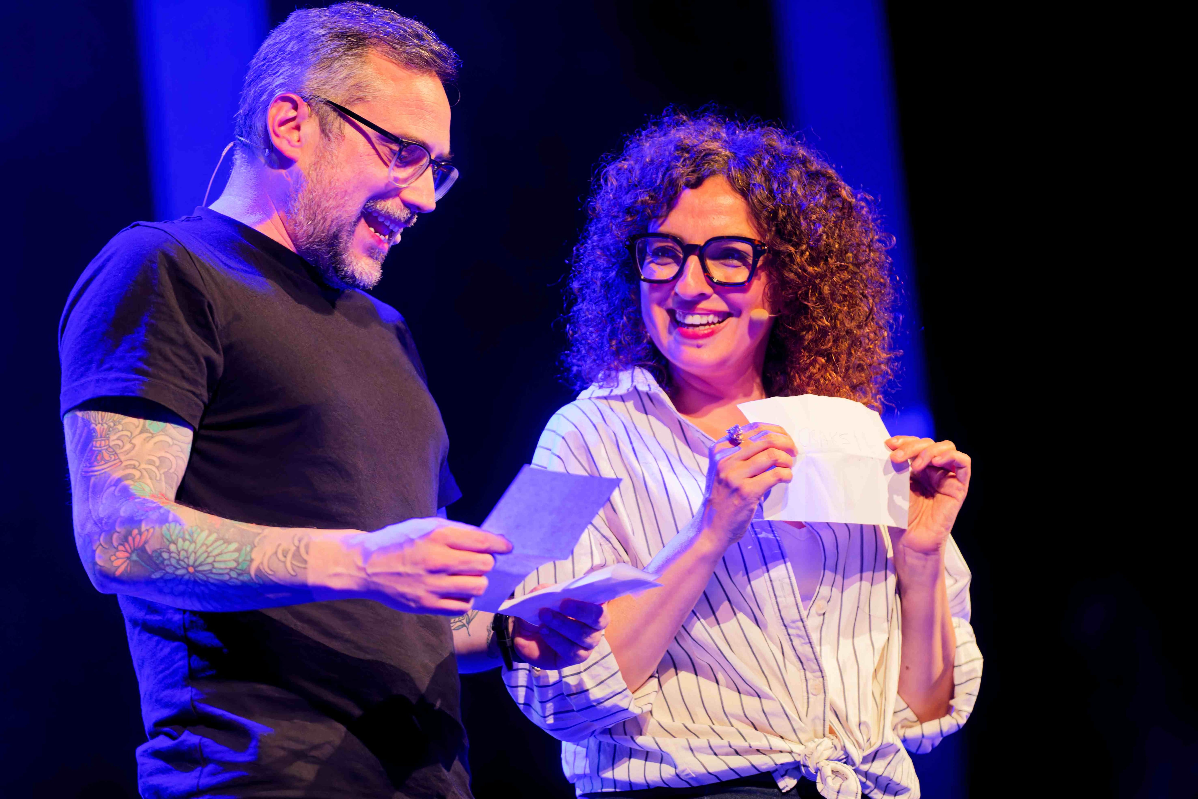 El espectáculo &#039;Humor en la SER&#039; inunda Castellón con Pere Aznar, Virginia Riezu y Héctor de Miguel: una velada inolvidable de risas y complicidad