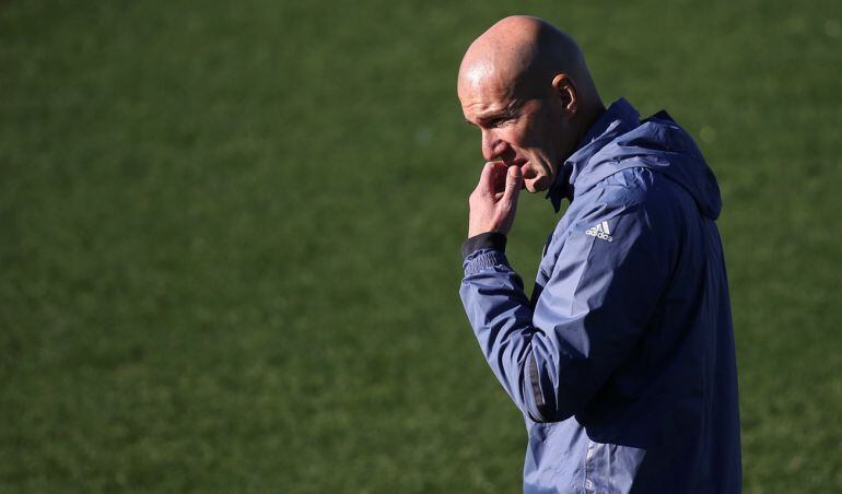 Zidane, en un entrenamiento antes de la Champions