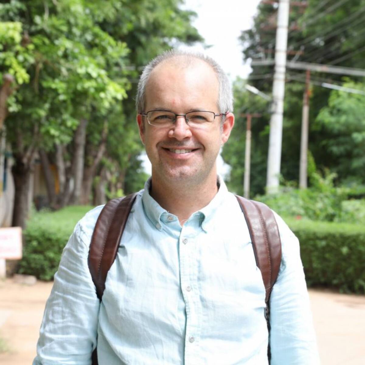 "Se toman decisiones a base de ocurrencias": la reflexión de un médico sobre la gestión del COVID-19 en España