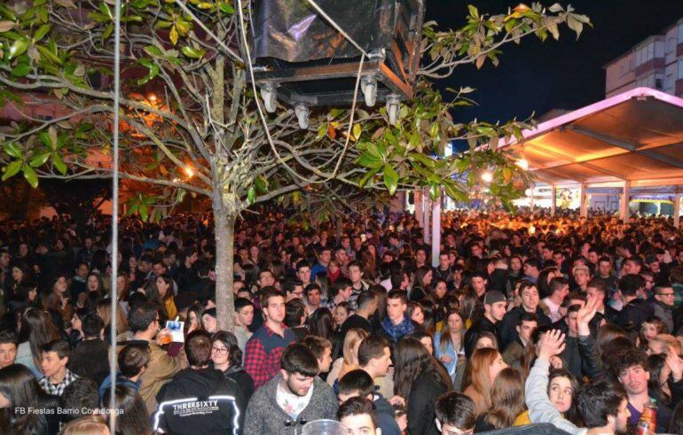 Ambiente en las fiestas del Barrio Covadonga