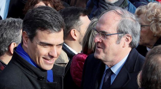 El Secretario General del PSOE Pedro Sánchez y el portavoz del Grupo Parlamentario Socialista en la Asamblea de Madrid, Ángel Gabilondo