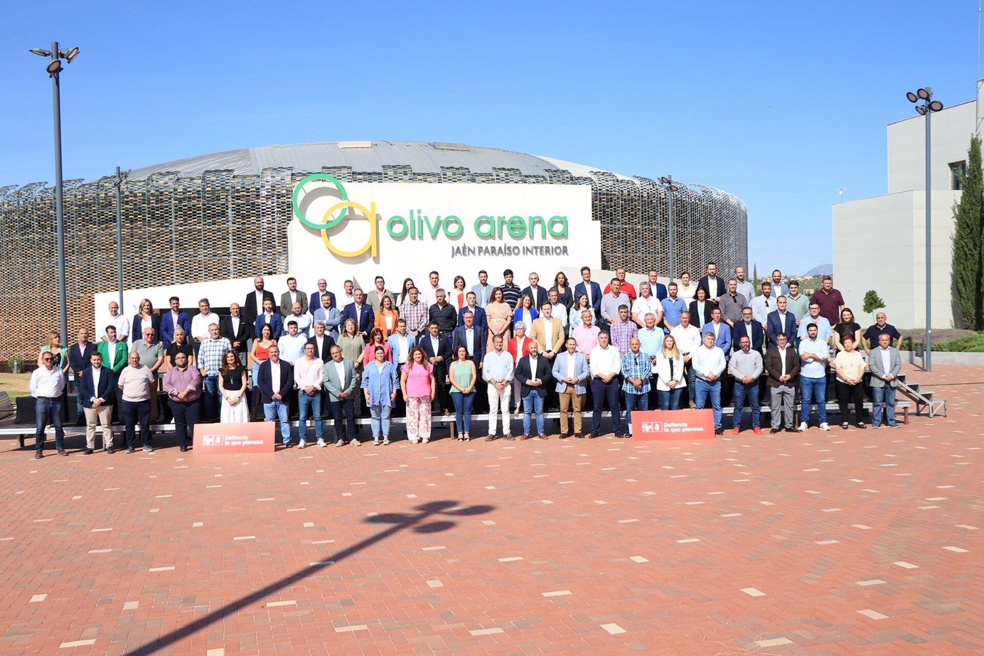 Foto de familia de los 97 candidatos del PSOE en la provincia de Jaén - PSOE