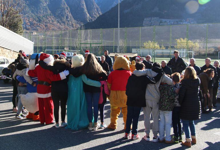 Activitat de Nadal amb els infants del Centre d'Acolliment d'Infants de La Gavernera.
