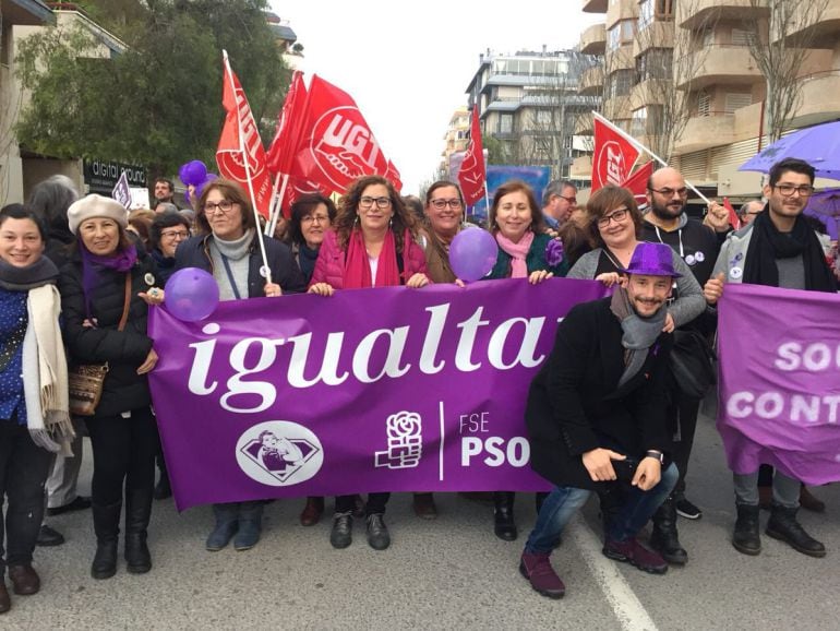 Representantes socialistas en la manifestación del 8-M