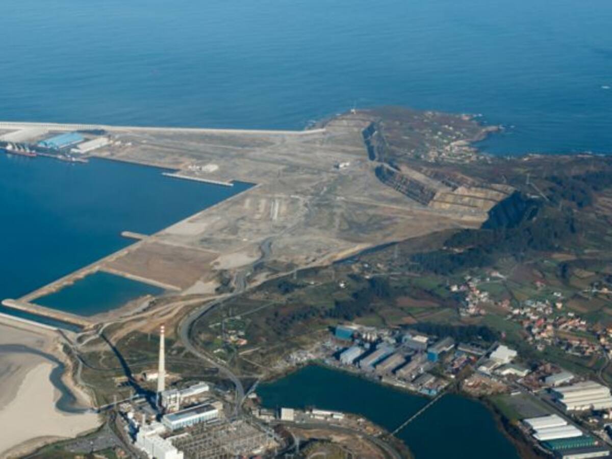 A Coruña pedirá al nuevo ministro Ábalos la condonación de la deuda del Puerto