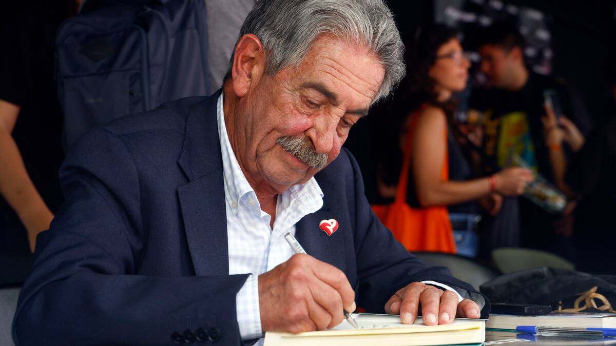 Revilla, como ejemplo para la Autonomía Leonesa (06/10/2025)