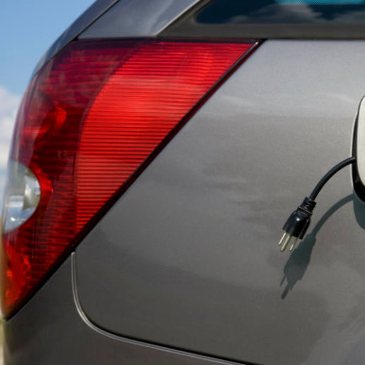 Los coches eléctricos de ocasión suben un 75% en Baleares en el último año