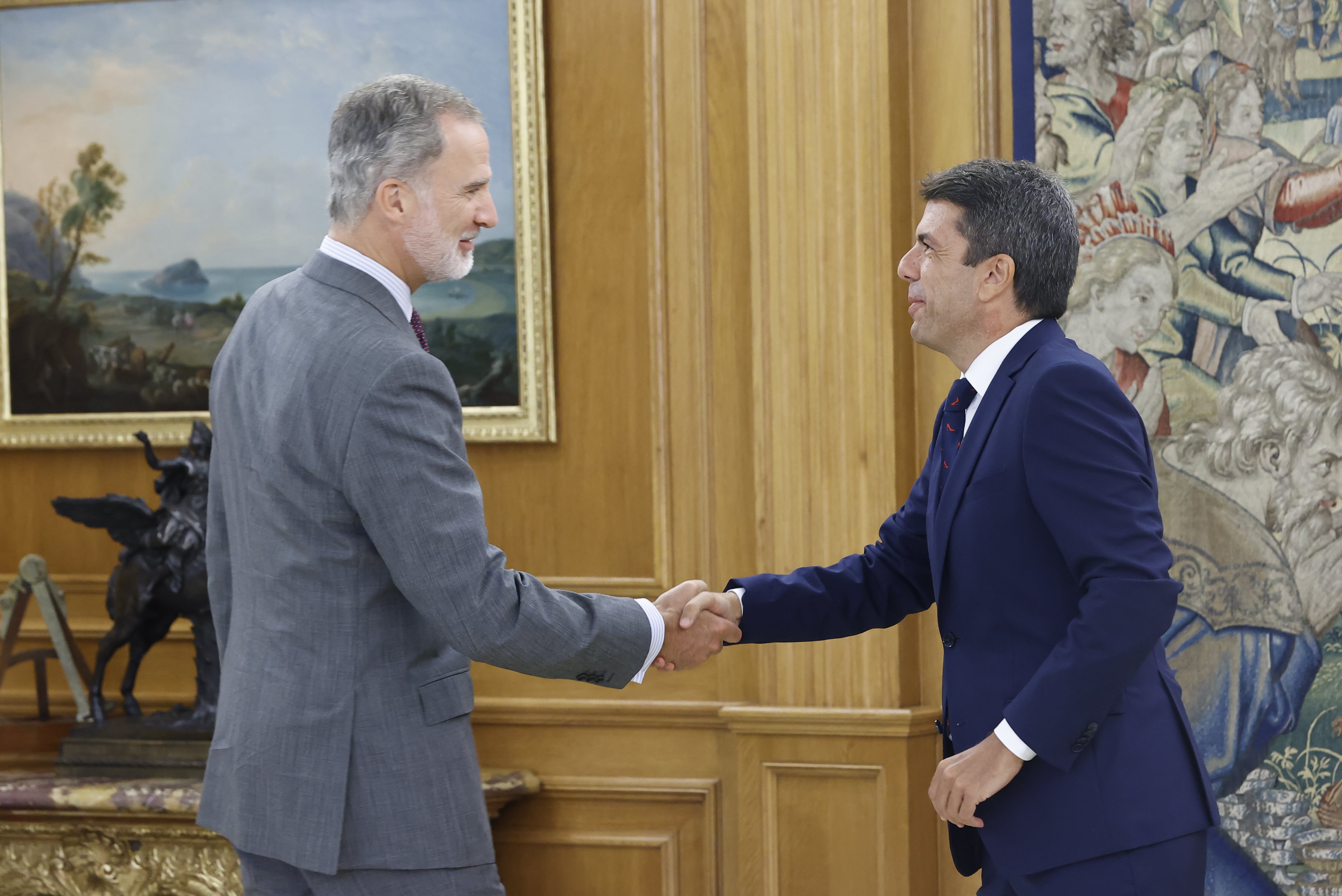 El rey Felipe VI recibe en audiencia al president de la Geleralitat, Carlos Mazón. Fuente: GVA