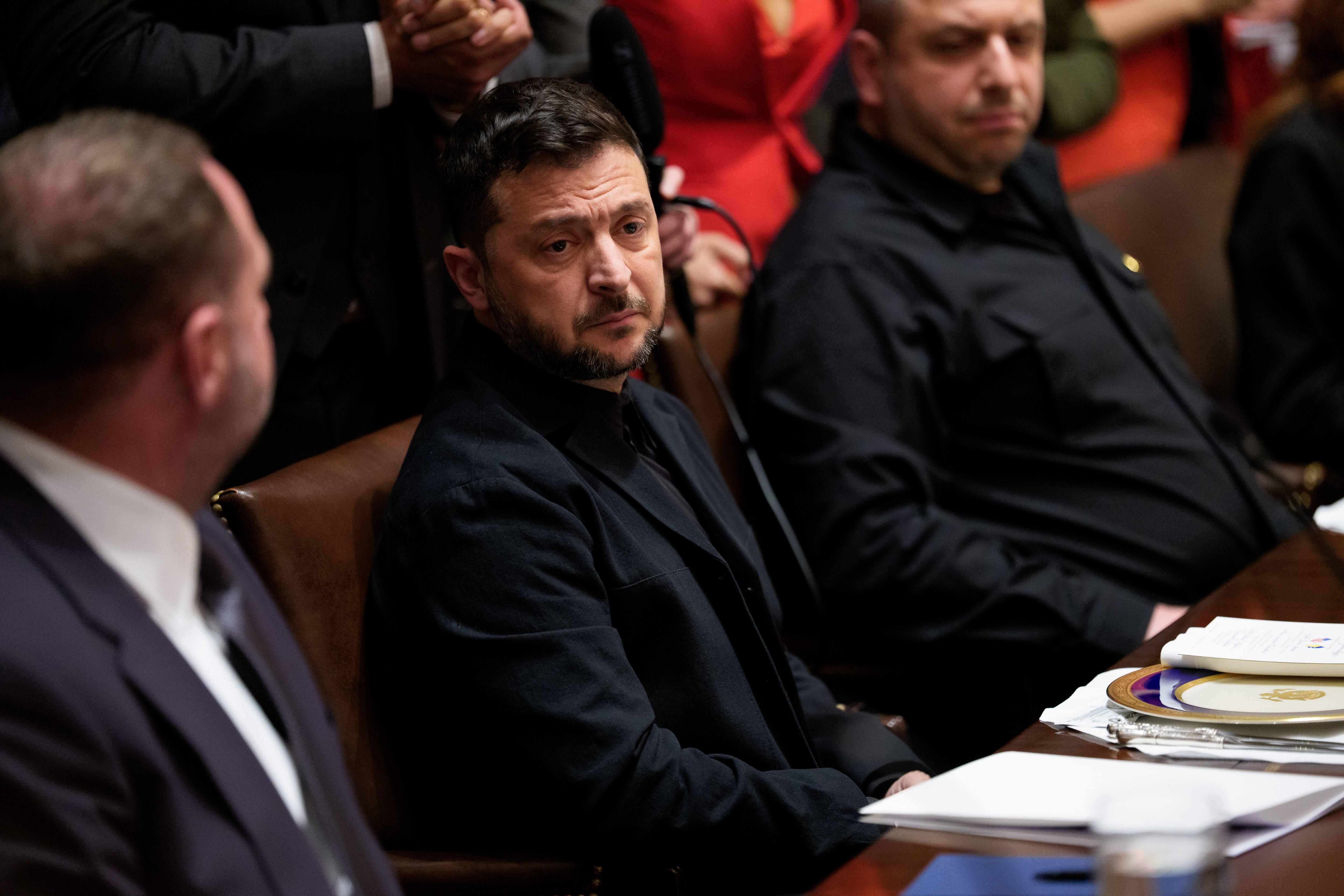 El presidente ucraniano, Volodímir Zelenski, durante su reunión con Trump en la Casa Blanca este viernes.