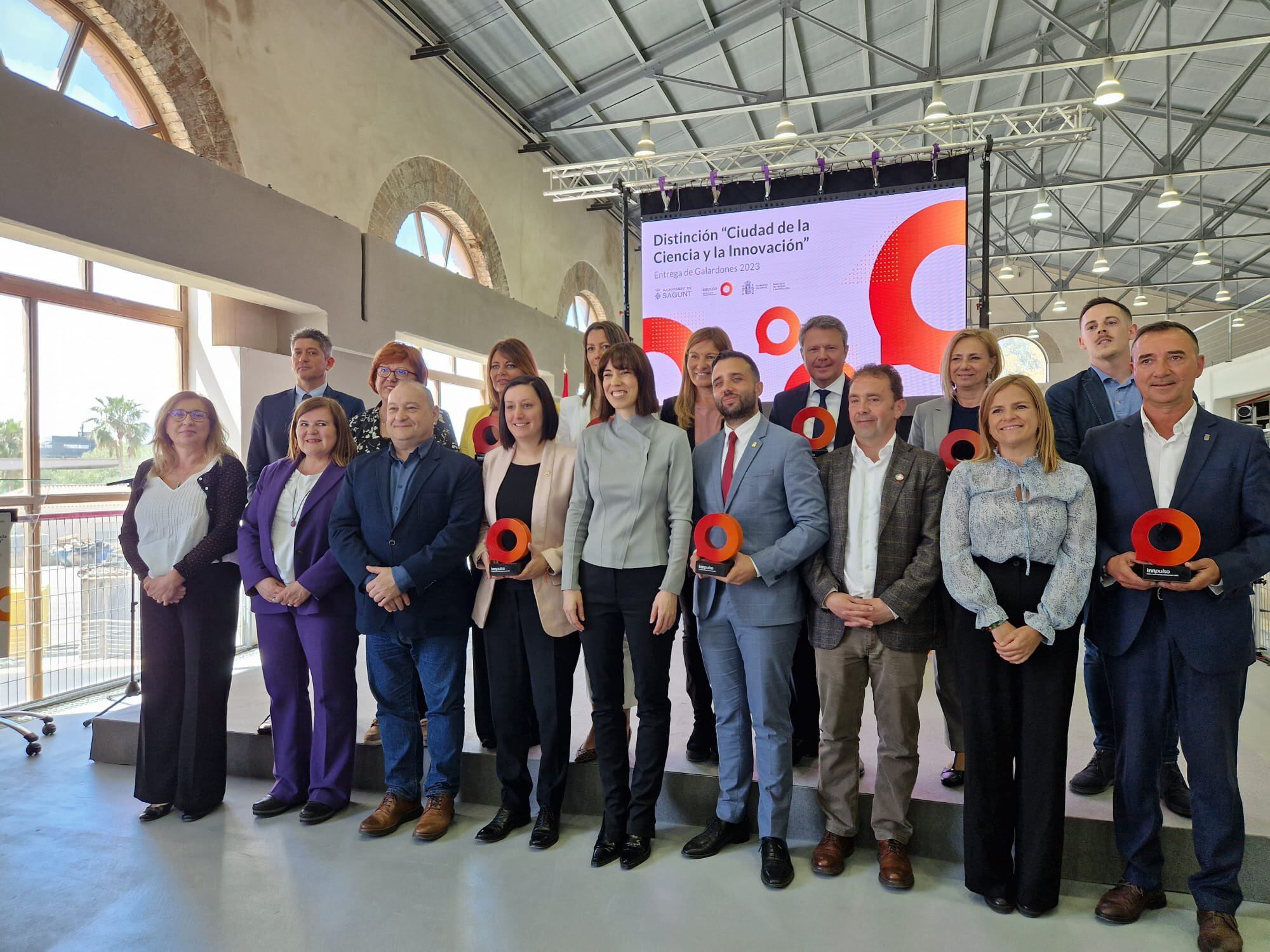 Entrega del distintivo de &quot;Ciudad de la Ciencia y la Innovación&quot;