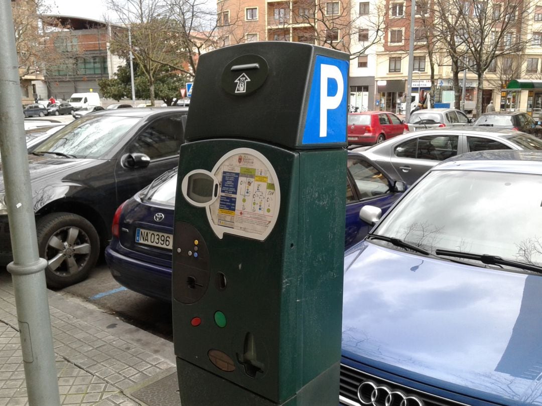Un parquímetro en la zona azul de Pamplona