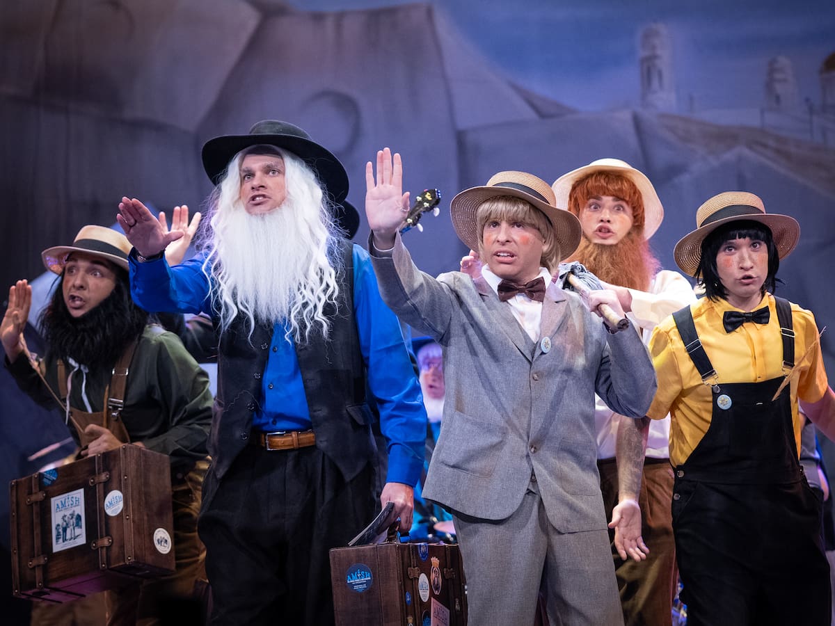 Crónica de la tercera sesión de Semifinales del COAC 2026: Ale 'El Peluca' pone a temblar la modalidad de chirigotas antes de la Gran Final