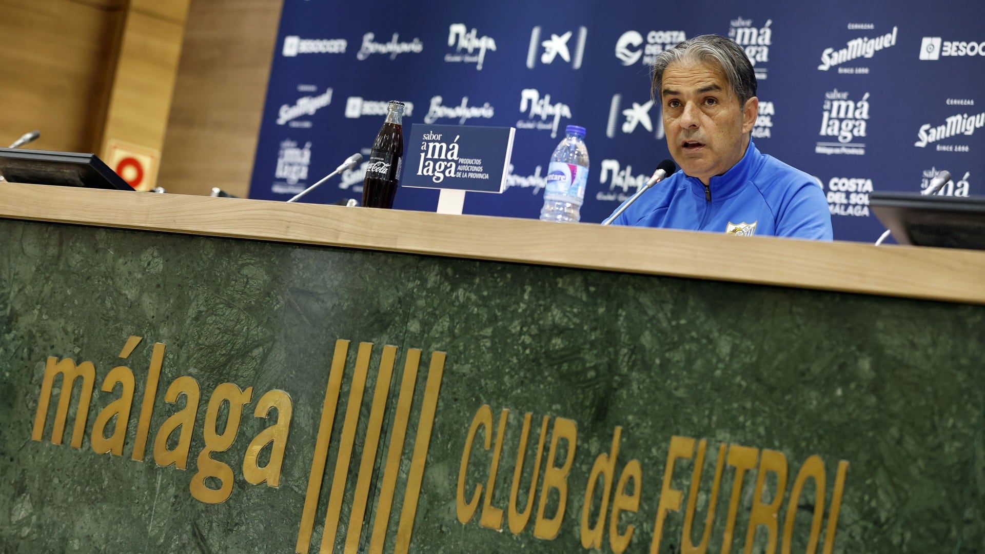 Natxo González, en la sala de prensa de La Rosaleda