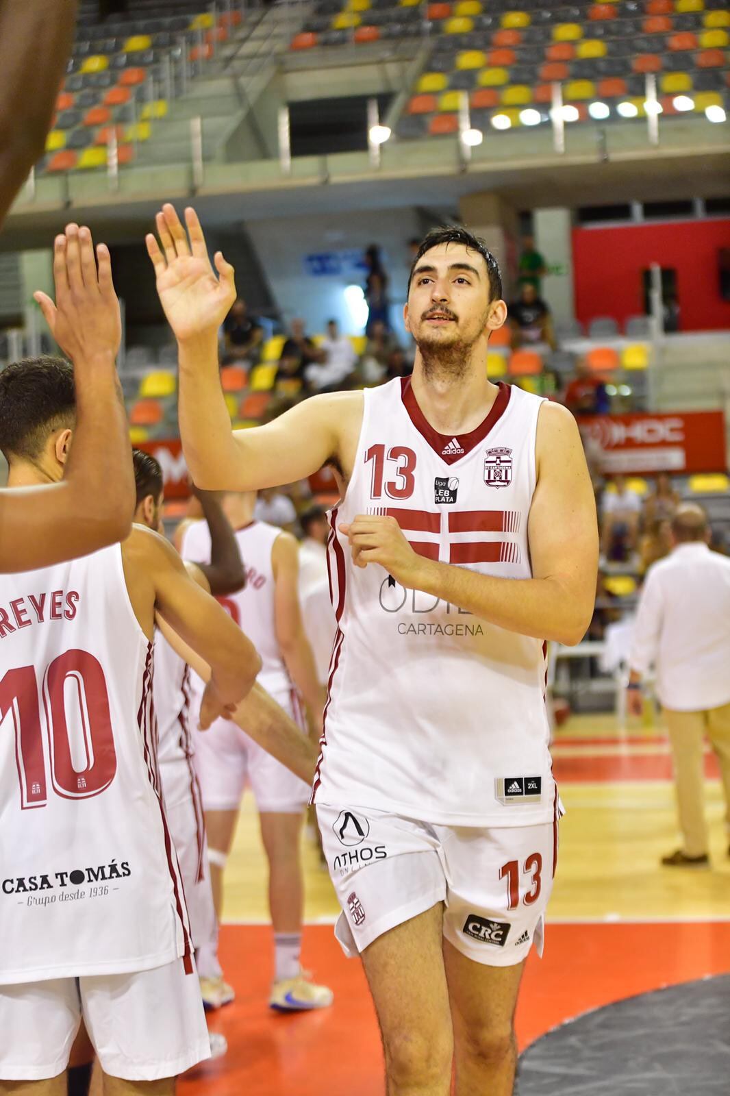 Sergio Mendiola con la camiseta del Odilo Cartagena