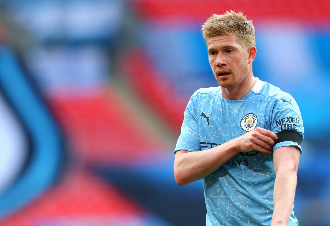 Kevin de Bruyne defendiendo la camiseta del Manchester City