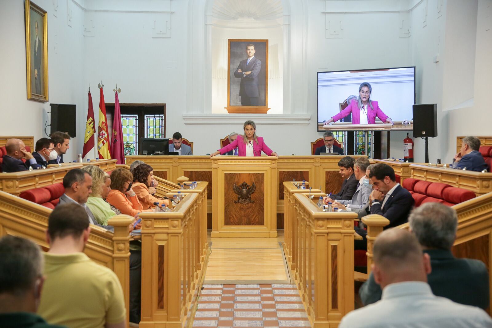 El debate empezó a las 10:00 horas de la mañana