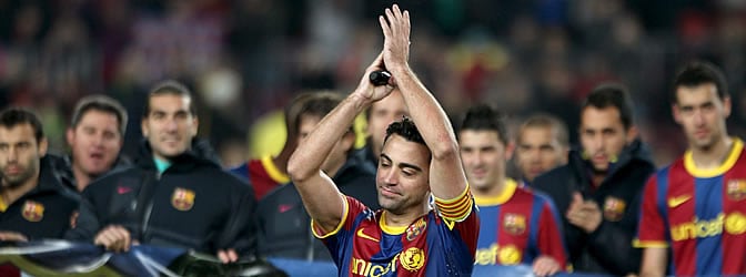 Xavi agradece el homenaje del Camp Nou