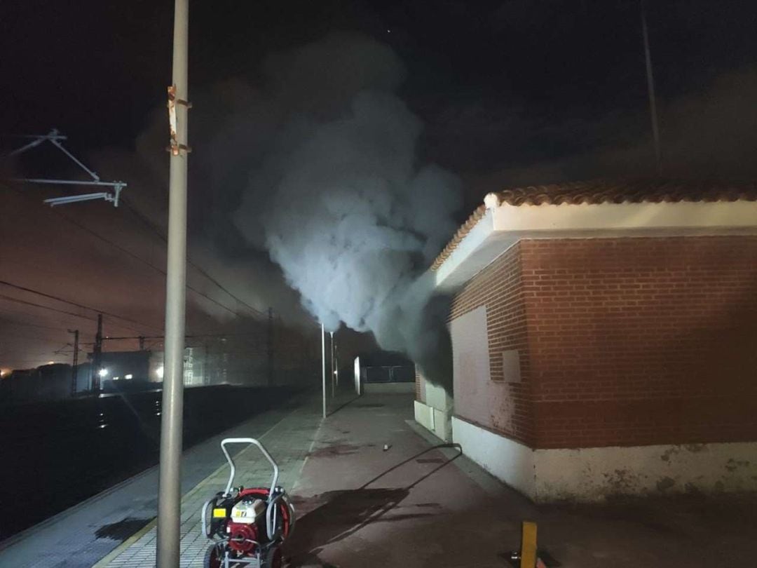 Incendio en estación tren Massalfassar