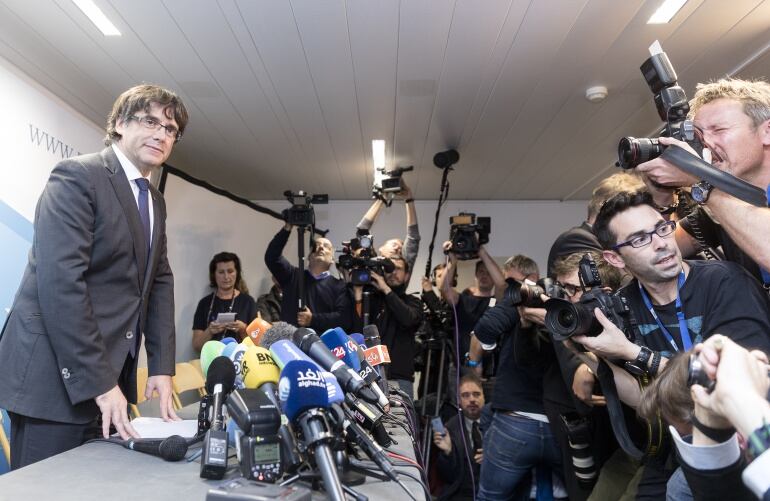 Carles Puigdemont en la rueda de prensa que ofreció en Bruselas el 31 de octubre