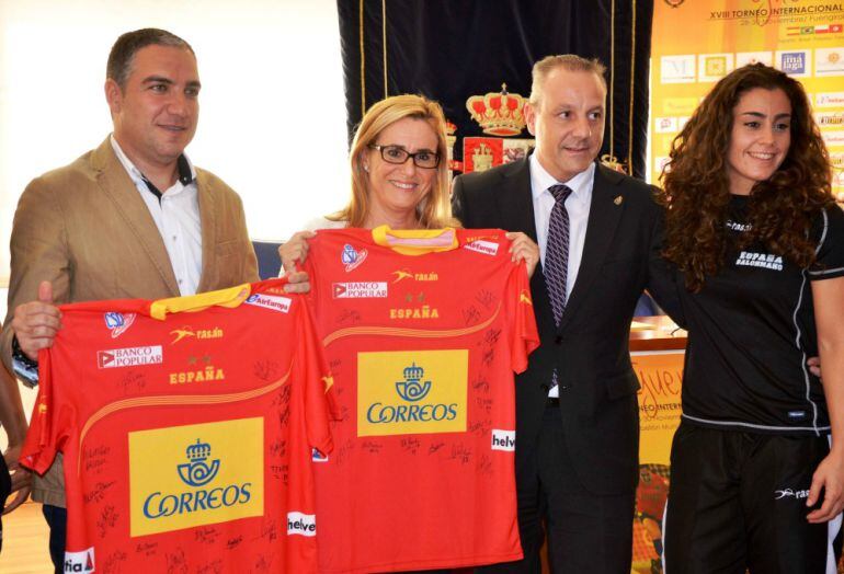 Presentación torneo internacional de balonmano