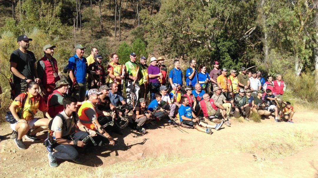 Participantes de la segunda prueba del campeonato andaluz en el entorno de la Ventilla 