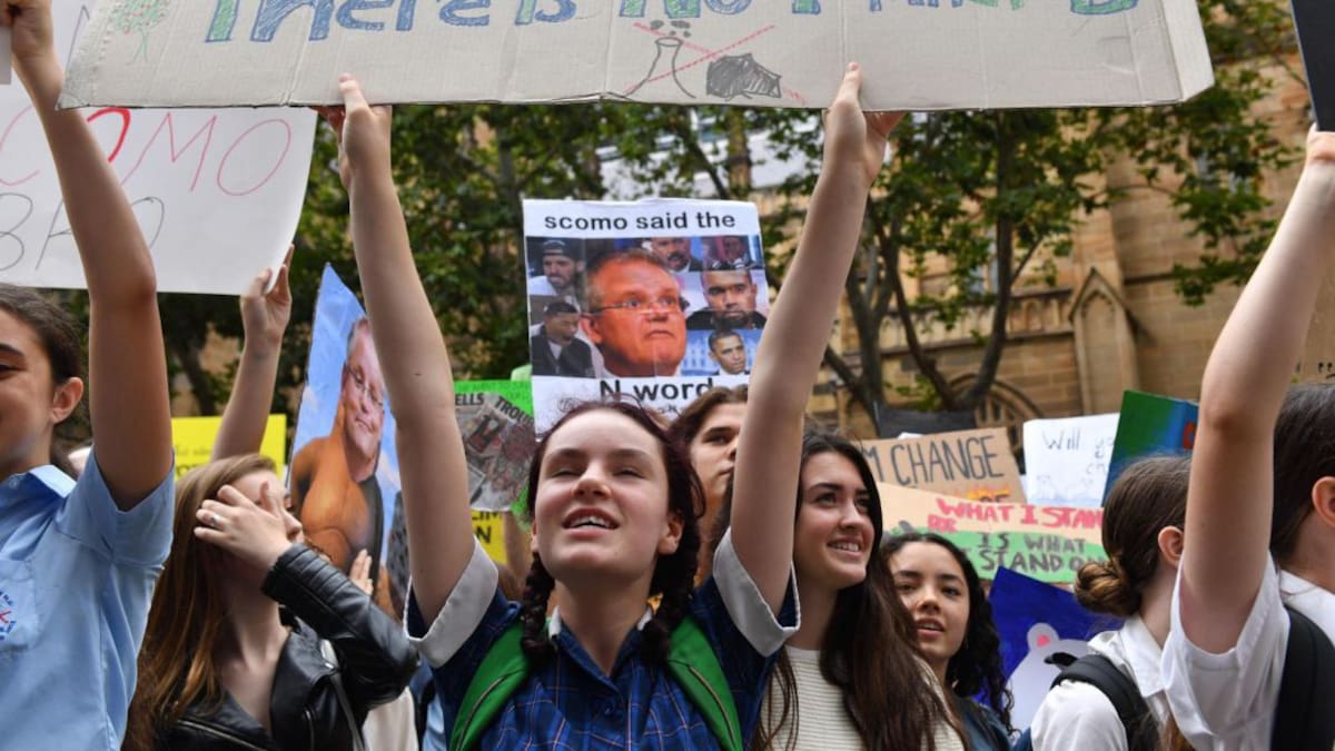 Entrevista matinal a Alessandro Isolani, Manifestación por el clima
