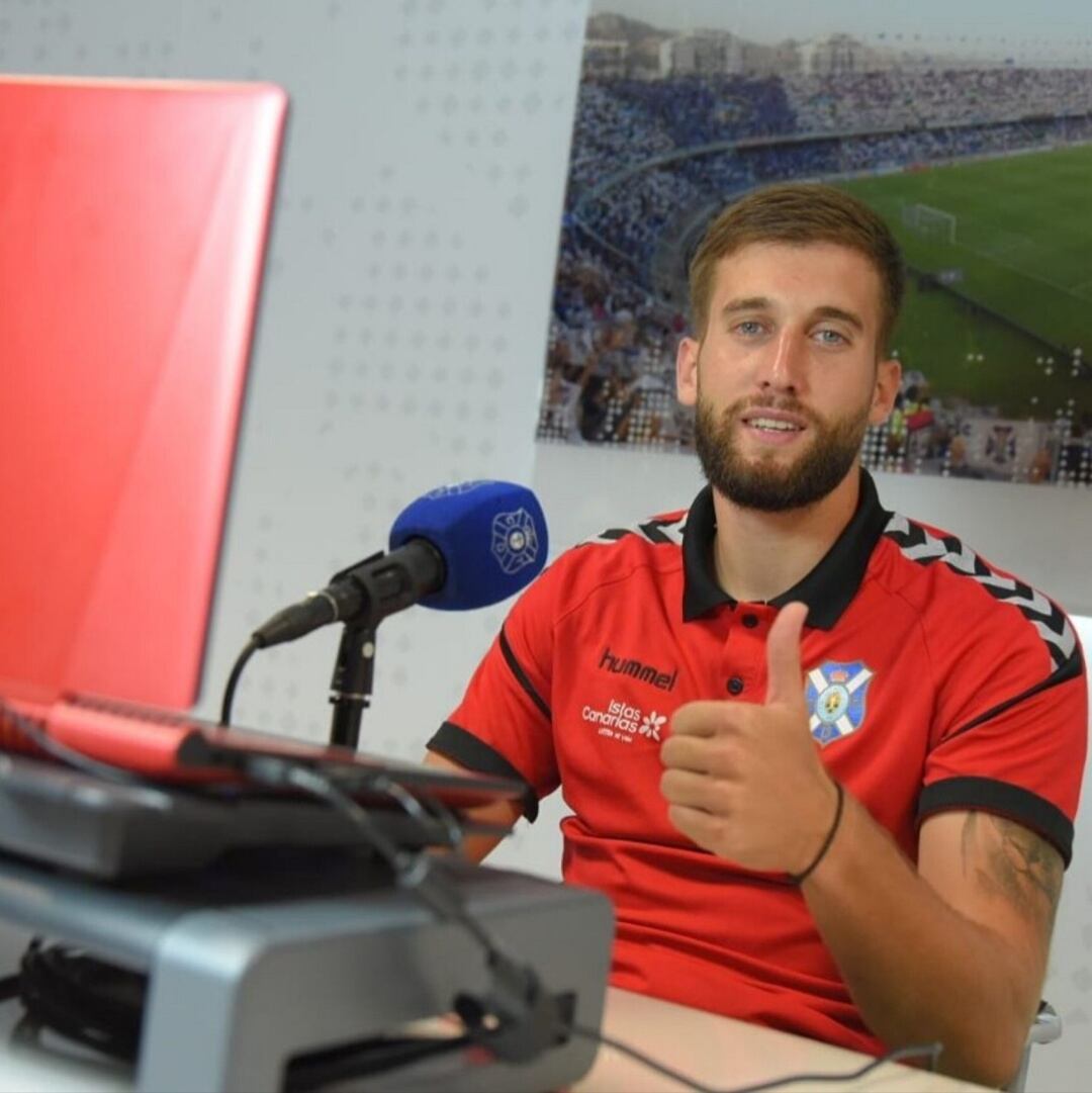 El central serbio, Nikola Sipsic, mostró su deseo de reanudar el campeonato