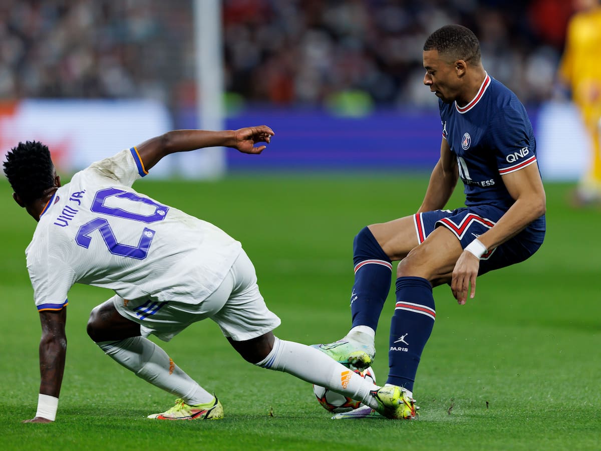 ¿Debe ceder Vinicius su puesto en la izquierda a Mbappé?