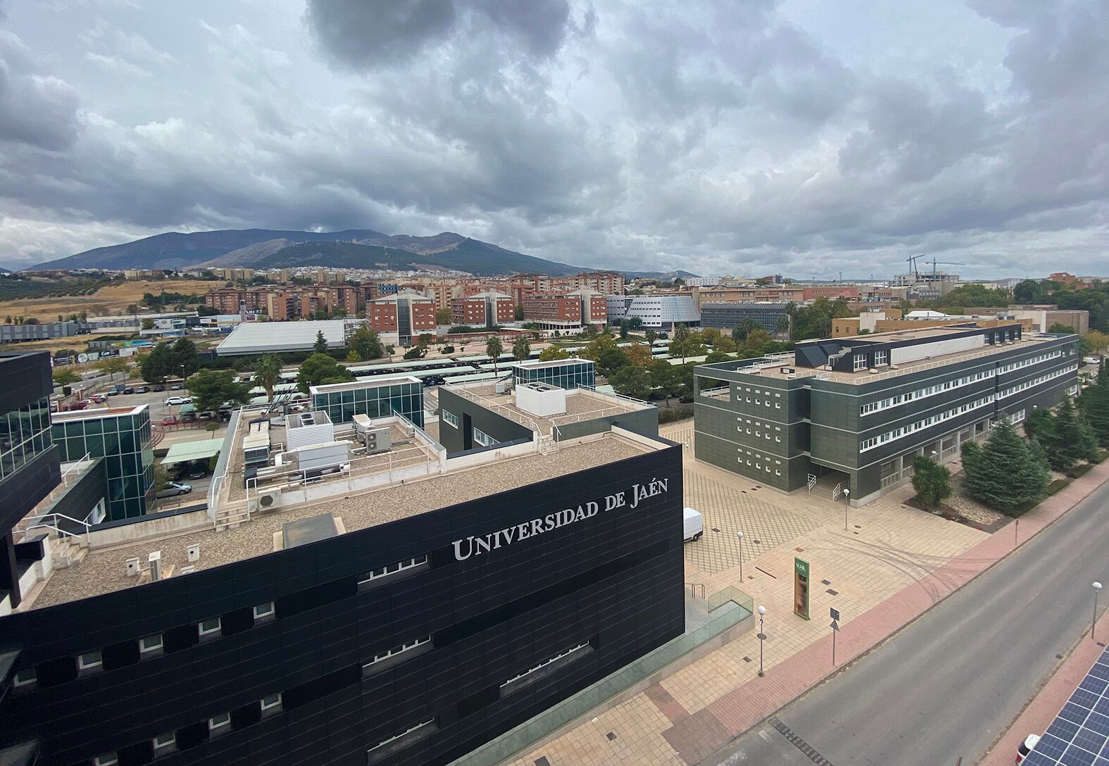 Campus de Las Lagunillas de la Universidad de Jaén, visto desde el aire.