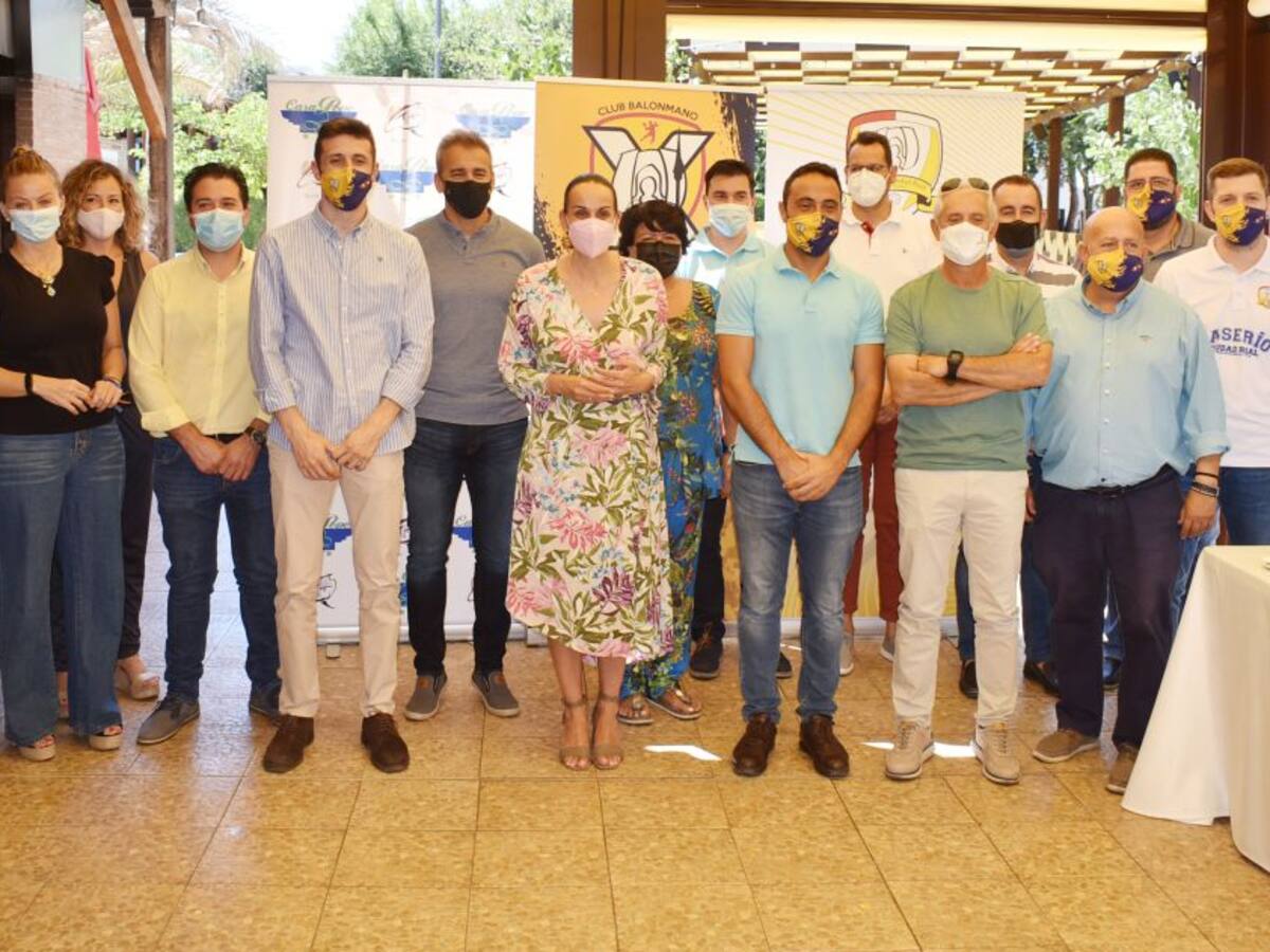 El ADC Balonmano Caserío Ciudad Real celebra su X aniversario con nuevos retos ilusionantes