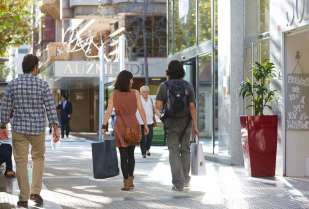 El Ayuntamiento destinará 2,6 millones para relanzar los pequeños negocios