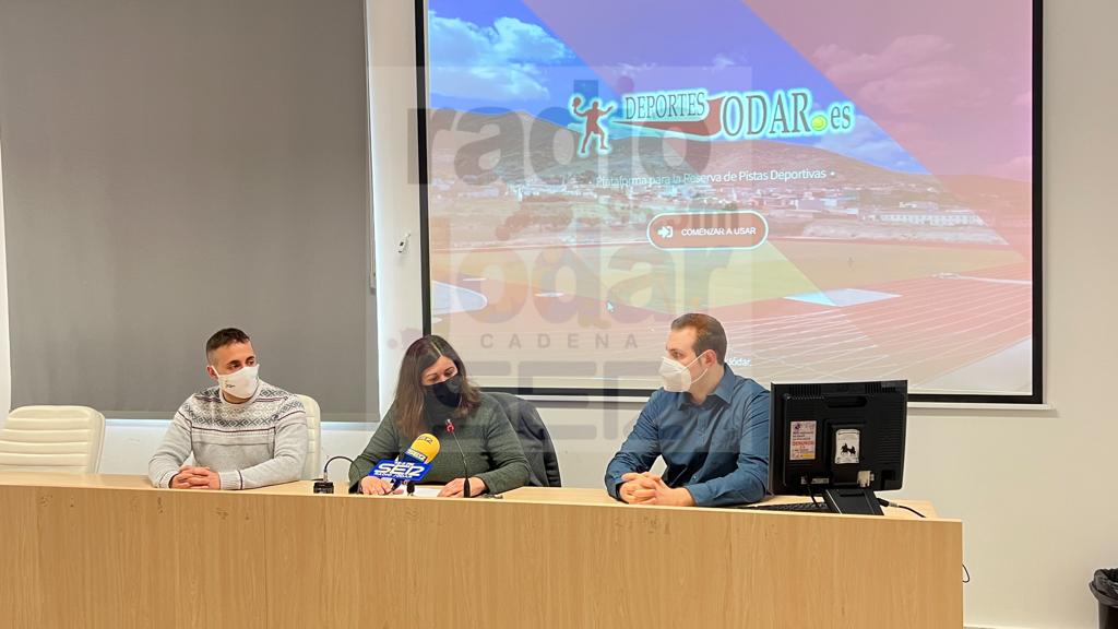 Momento de la presentación de la nueva web de deportes del Ayuntamiento de Jódar