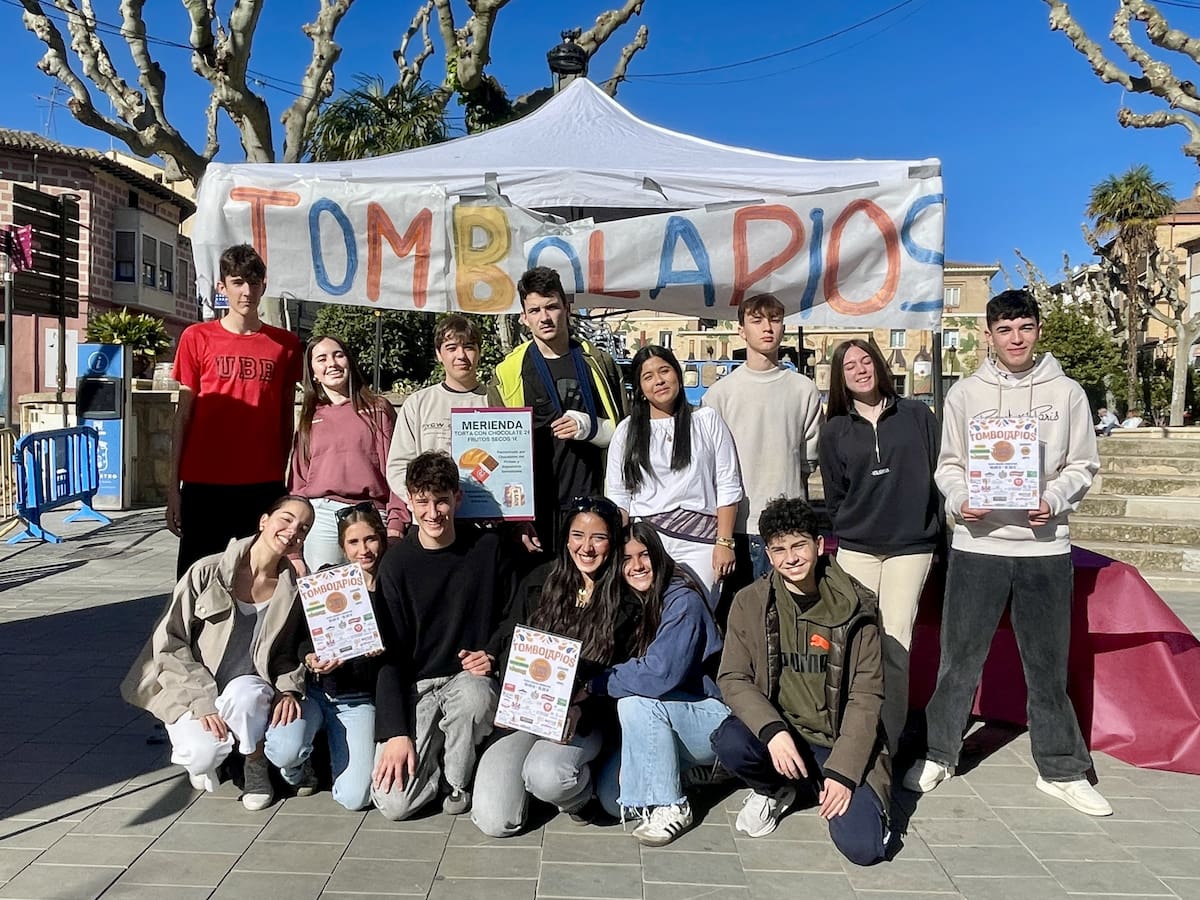 Gran éxito de la tómbola y talleres organizados por Escolapios Barbastro