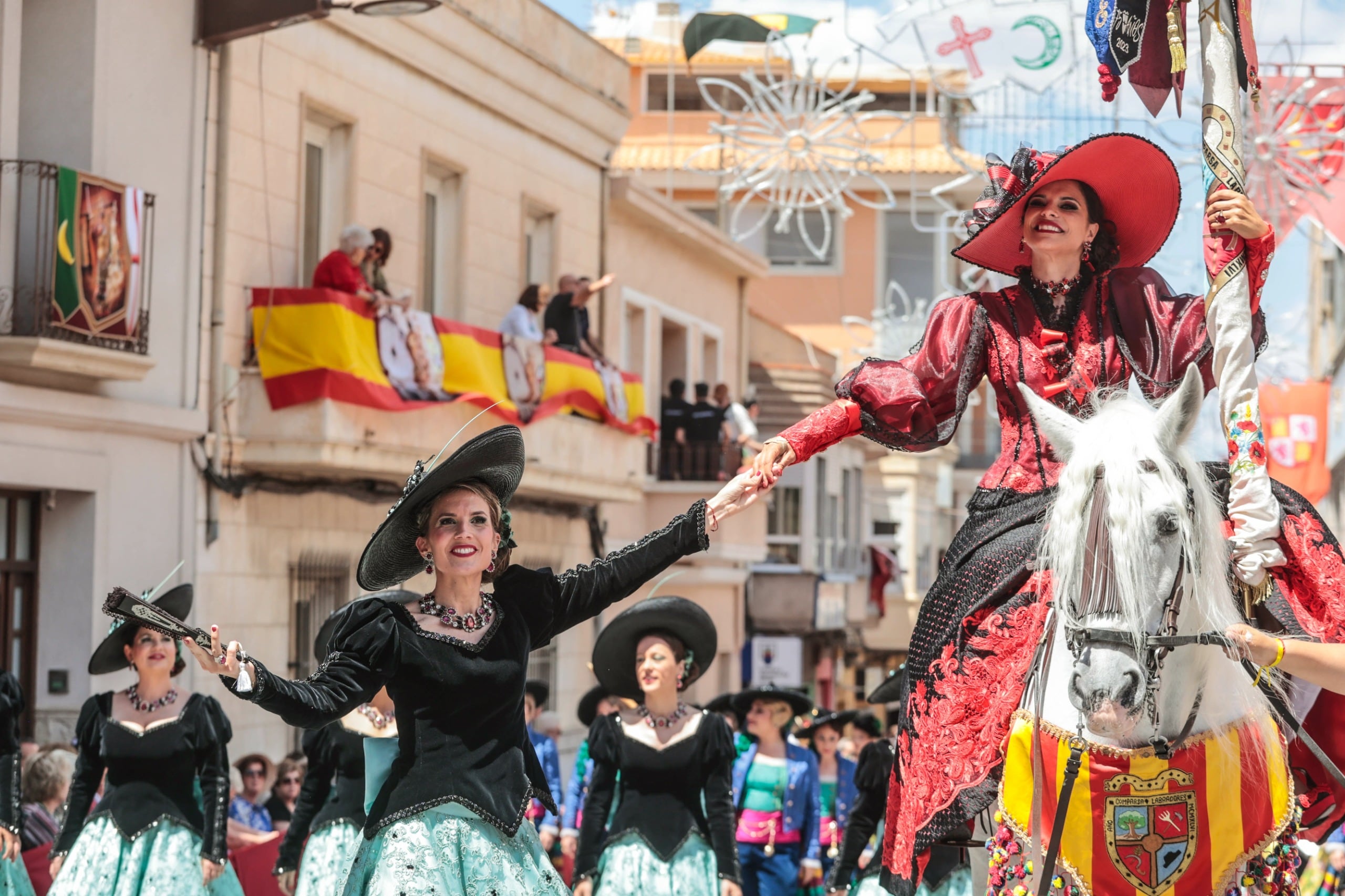 Abanderada comparsa de los Labradores