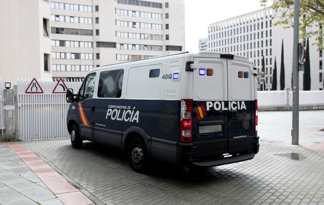 Un furgón de la Policía Nacional en una imagen de archivo