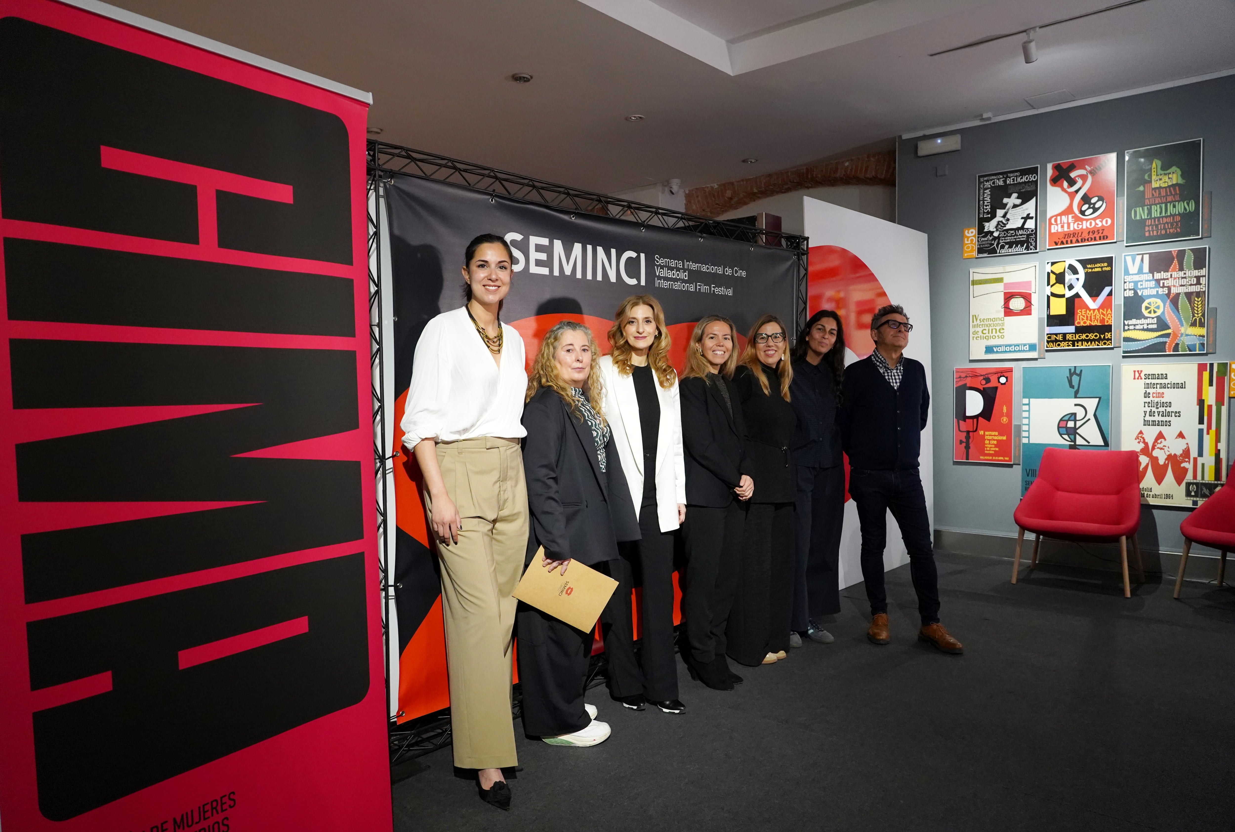 La Asociación de Mujeres Cineastas y de Medios Audiovisuales (CIMA) presenta su nueva delegación territorial en Castilla y León. Intervendrán la ministra de Igualdad, Ana Redondo; la viceconsejera de Acción Cultural de la Junta, Mar Sancho; la concejala de Turismo, Eventos y Marca Ciudad del Ayuntamiento de Valladolid, Blanca Jiménez Cuadrillero; la presidenta de CIMA, Guadalupe Balaguer; la delegada de CIMA en Castilla y León, Begoña Rodríguez Díaz; y el director de Seminci, José Luis Cienfuegos