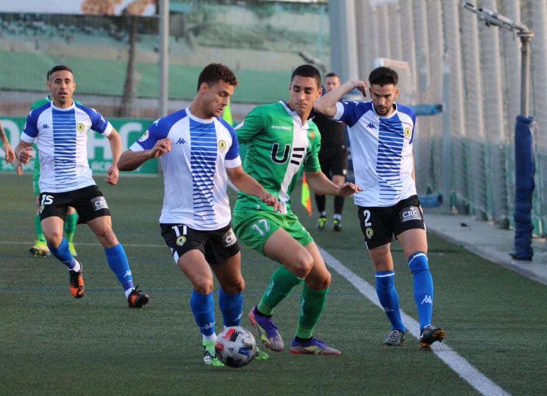 Imagen del partido entre Cornellà y Hércules en tierras catalanas