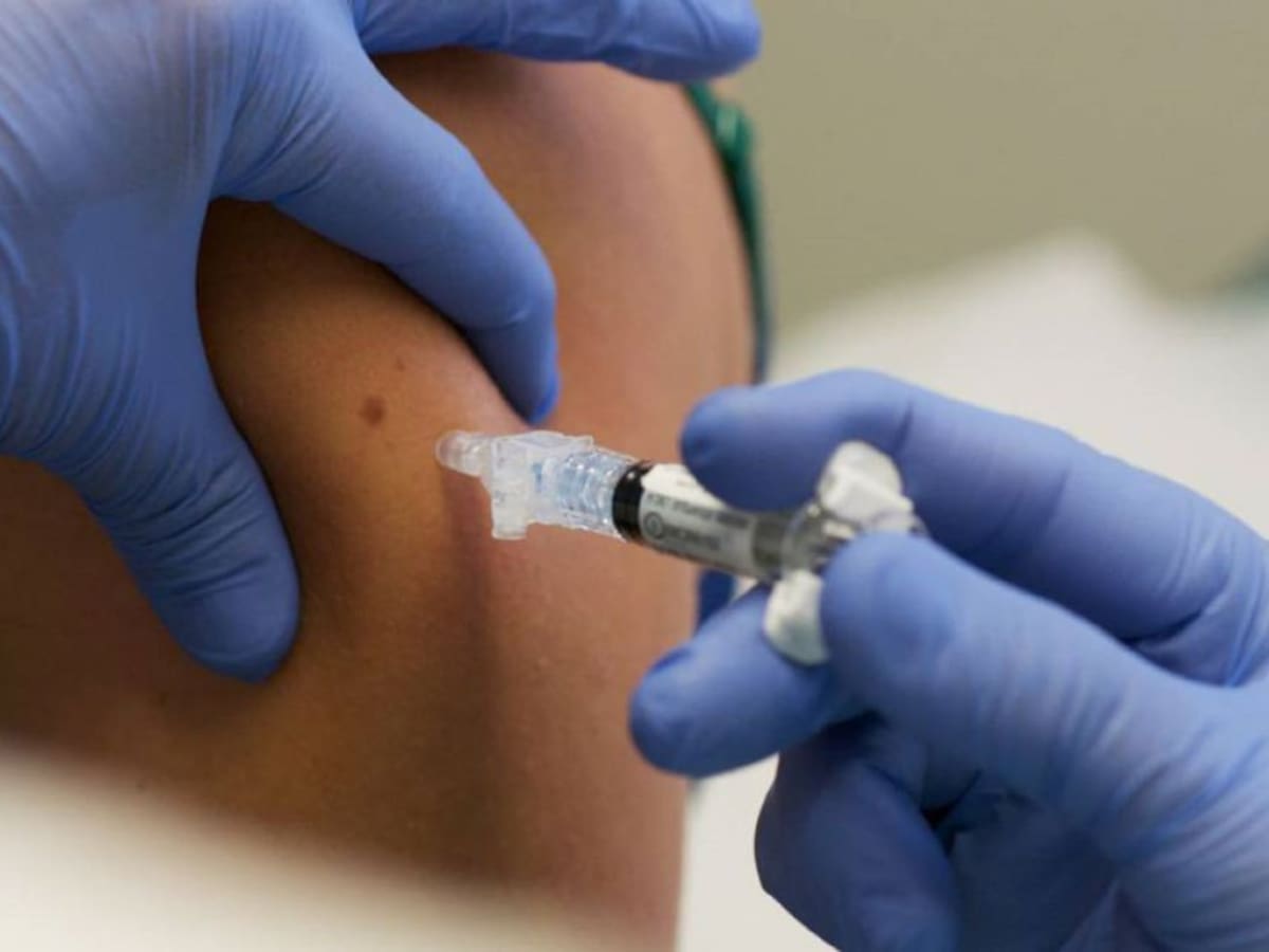 Vuelve a subir la ocupación hospitalaria mientras baja la tasa de incidencia en Granada