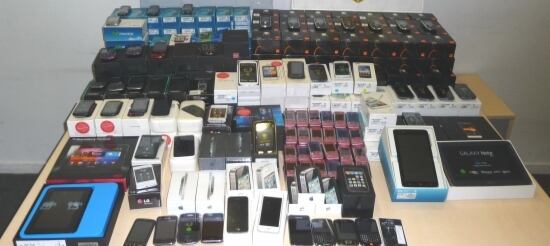 Els mòbils intervinguts pels Mossos i la Guàrdia Urbana de Barcelona al barri del Raval